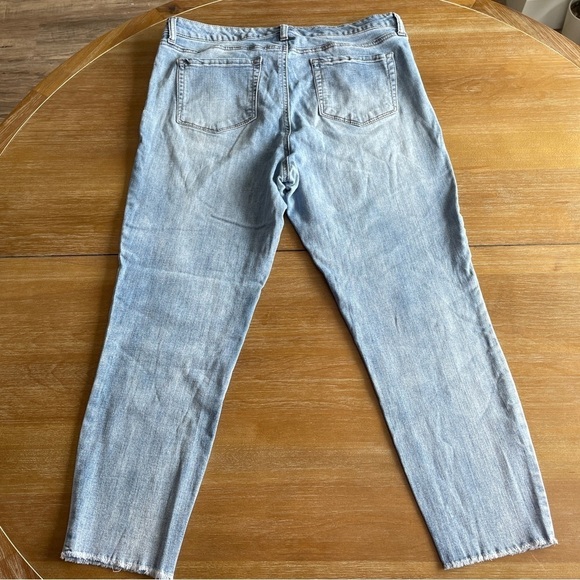 Style & Co Light Wash High Rise Waist Straight Leg Ankle Cropped Jean Plus Sz 14 - Picture 11 of 12